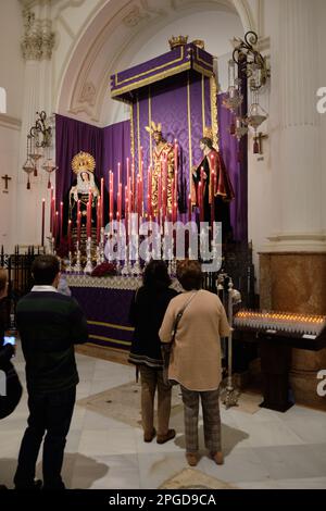 Interno della chiesa di Santiago Apostol a Málaga, Spagna. Foto Stock