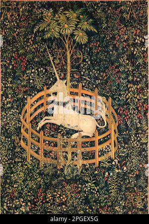 L'Unicorno riposa in un giardino (dagli Arazzi dell'Unicorno) 1495–1505 Foto Stock