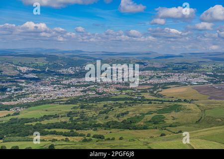 Vedute aeree di Merthyr Tydfil Foto Stock