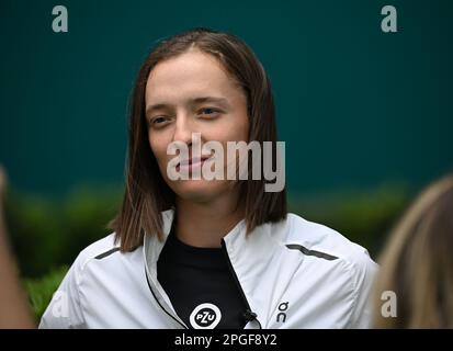 Miami Gardens FL, Stati Uniti. 22nd Mar, 2023. IgA Swiatek si ritira dal Miami Open 2023 all'Hard Rock Stadium il 22 marzo 2023 a Miami Gardens, Florida. Credit: Mpi04/Media Punch/Alamy Live News Foto Stock