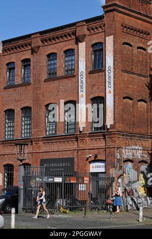 Zalando Outlet, Koepenicker Strasse, Kreuzberg, Berlino, Germania Foto Stock