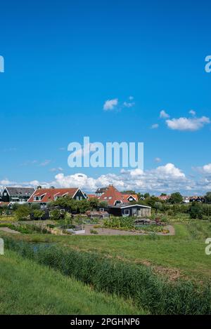 Vista storica del villaggio a Havenbuurt, Marken Island, North Holland, Paesi Bassi, Europa Foto Stock