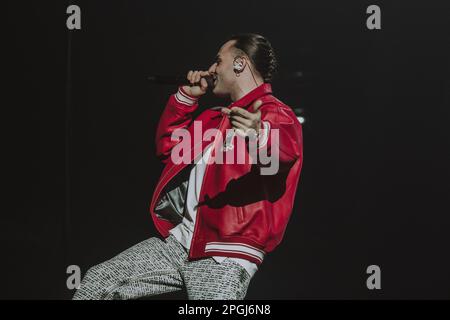 Il cantante Ernia vive a Milano nel Mediolanum Forum di Assago Foto Stock