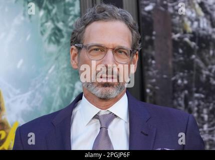 Los Angeles, Stati Uniti. 22nd Mar, 2023. Jonathan Lisco arriva alla prima mondiale di Showtime's YELLOWJACKS Season 2 che si tiene al TCL Chinese Theatre di Hollywood, CA, mercoledì 22 marzo 2023. (Foto di Sthanlee B. Mirador/Sipa USA) Credit: Sipa USA/Alamy Live News Foto Stock