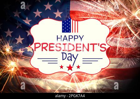 Buon giorno del Presidente - Festa federale. Bandiera nazionale americana e fuochi d'artificio Foto Stock