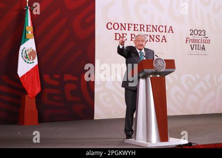 Città del Messico, Messico. 23rd Mar, 2023. Il presidente messicano, Andres Manuel Lopez Obrador, parla durante la conferenza stampa del quotidiano al Palazzo Nazionale. Il 23 marzo 2023 a Città del Messico. (Foto di Carlos Santiago/ Eyepix Group/Sipa USA) Credit: Sipa USA/Alamy Live News Foto Stock