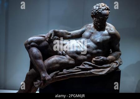 Opere nel Bargello di il Tribolo dopo le sculture di Michelangelo il tramonto e l'alba che si trovano nella sacrestia Nuova di San Lorenzo Foto Stock