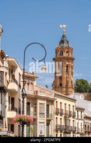 Centro della bellissima città spagnola Antequera. Destinazione turistica a Andalucía. Città storica e medievale con una bella architettura. Foto Stock