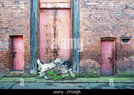 Portoni del magazzino della banchina di Liverpool Foto Stock