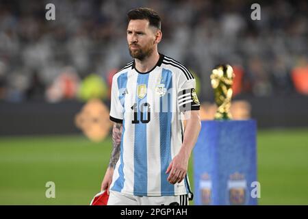 Buenos Aires, Argentina, 23th Mar, 2023. Lionel messi di Argentina, prima della partita tra Argentina e Panama, per l'International friendly 2023, allo stadio Monumental de Nunez, a Buenos Aires il 23 marzo. Foto: Luciano Bisbal/DiaEsportivo/Alamy Live News Foto Stock