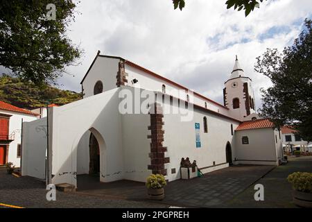 Chiesa di Sao Salvador costruita nel 1533 a Santa Cruz, Madeira, Portogallo Foto Stock