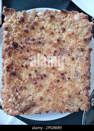 LES GATEAUX SUR UNE TAVOLO FRANCAISE Foto Stock