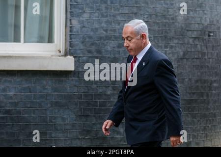 Downing Street, Londra, Regno Unito. 14th marzo 2023. Il primo ministro britannico, Rishi Sunak, dà il benvenuto al primo ministro di Israele, Benjamin Netanyahu, a Downing Street, Londra, Regno Unito. Foto di Amanda Rose/Alamy Live News Foto Stock