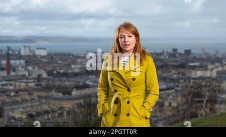 Edimburgo, Scozia, Regno Unito. 24th Mar, 2023. NELLA FOTO: Ash Regan MSP, candidato alla leadership del Partito Nazionale Scozzese (SNP) e per il prossimo primo Ministro della Scozia, mette in ultima battuta gli ultimi giorni di campagna prima che i voti si chiudano l'ultimo fine settimana prima che il prossimo primo Ministro venga votato in questa settimana. Credit: Colin D Fisher/CDFIMAGES.COM Credit: Colin Fisher/Alamy Live News Foto Stock