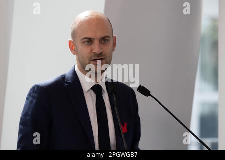 Parigi, Francia. 24th Mar, 2023. Delegato del Ministro francese per la transizione digitale e le Telecomunicazioni Jean Noel Barrot al Campus di PariSante durante la Tech Health 20 francese, a Parigi il 24 marzo 2023. Foto di Raphael Lafargue/ABACAPRESS.COM Credit: Abaca Press/Alamy Live News Foto Stock