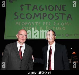 Milano, Italia ha decomposto la Stagione 2023 la presentazione del nuovo programma della Fondazione Giangiacomo Feltrinelli con la partecipazione e la relazione di Francesco Hollande ex Presidente della Repubblica francese, Carlo Feltrinelli Presidente della Fondazione Feltrinelli, Giuseppe Sala Sindaco di Milano, Marco Alparone Vice Presidente e Consigliere economico e finanziario della Regione Lombardia, Massimiliano Tarantino Direttore della Fondazione G. Feltrinelli nella foto:Carlo Feltrinelli Presidente della Fondazione Feltrinelli, Giuseppe Sala Sindaco di Milano Foto Stock