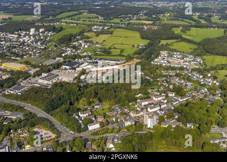 Veduta aerea, zona industriale Berliner Straße e Prinzenstraße nel distretto Lindenberg a Schwelm, zona Ruhr, Renania settentrionale-Vestfalia, Germania, DE, Foto Stock