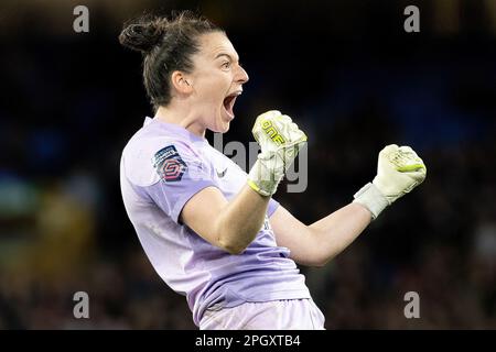 Rachael Leggs of Liverpool celebra Katie Stengel of Liverpool Goal to Make IT 1-1 durante il Barclays fa Women’s Super League tra Everton e Liverpool, a Goodison Park, Liverpool, Regno Unito Venerdì 24th Marzo 2023 (Foto di Phil Bryan/Alamy Live News) Foto Stock