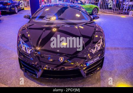 Black Lamborghini Aventador il 25 febbraio 2023 durante la mostra automobilistica a Kochi, India . Foto Stock