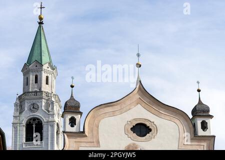 SS Filippo e Giacomo Chiesa Parrocchiale a Cortina d'Ampezzo Foto Stock