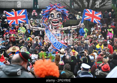 Tema galleggiante di Jaques Tilly: Brexit, la processione del lunedì delle rose a Duesseldorf, Renania settentrionale-Vestfalia Foto Stock