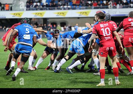 Vannes, Francia. 24th Mar, 2023. Maul e prova per Cyril Blanchard di Vannes durante il campionato francese Pro D2 rugby Unione match tra RC Vannes e Rouen Normandie Rugby il 24 marzo 2023 allo stadio la Rabine a Vannes, Francia - Foto Damien Kilani/DK Prod/DPPI Credit: DPPI Media/Alamy Live News Foto Stock