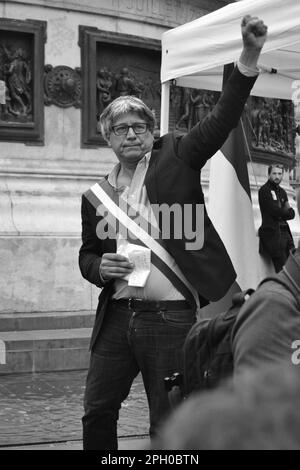 Parigi, Francia - 11 luglio 2017 : Ritratto del deputato francese Eric Coquerel. Foto Stock