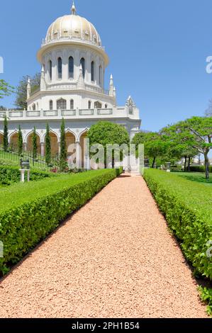 Foto del giardino del Bahai World Centre con il Santuario del Bab a Haifa, Israele Foto Stock