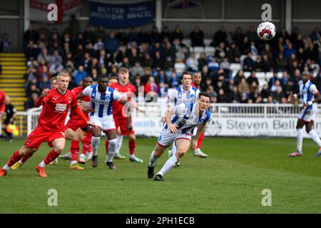 Hartlepool su Sabato 25th Marzo 2023. Connor Jennings di Hartlepool United cerca il flick on durante la partita della Sky Bet League 2 tra Hartlepool United e Leyton Orient a Victoria Park, Hartlepool, sabato 25th marzo 2023. (Foto: Scott Llewellyn | NOTIZIE MI) Credit: NOTIZIE MI & Sport /Alamy Live News Foto Stock