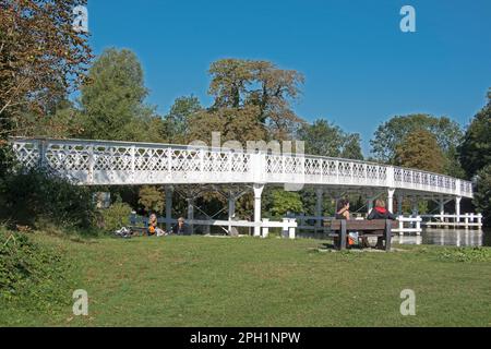 Whitchurch Bridge sul Tamigi, Berkshire, regno unito Foto Stock