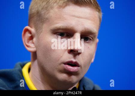 Oleksandr Zinchenko in Ucraina durante una conferenza stampa allo stadio di Wembley, Londra. Data immagine: Sabato 25 marzo 2023. Foto Stock