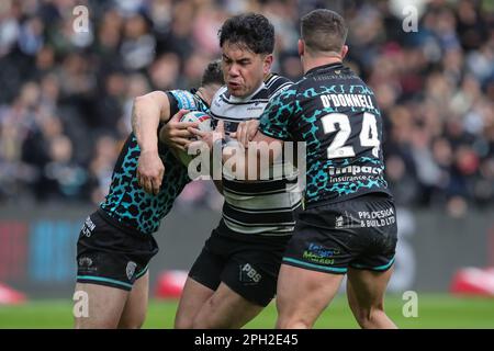 Hull, Regno Unito. 25th Mar, 2023. Andre Savelio #11 di Hull FC in azione durante il Betfred Super League Round 6 partita Hull FC vs Leigh Leopards al MKM Stadium, Hull, Regno Unito, 25th marzo 2023 (Foto di James Heaton/News Images) a Hull, Regno Unito il 3/25/2023. (Foto di James Heaton/News Images/Sipa USA) Credit: Sipa USA/Alamy Live News Foto Stock