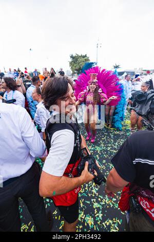 Fotografo e ballerino portoghese, Paulo Maria al podio durante l'ePrix di Sao Paulo 2023, 5th° appuntamento del Campionato Mondiale ABB FIA di Formula e 2022-23, sul circuito di Sao Paulo Street dal 23 al 25 marzo 2023 a Sao Paulo, Brasile - Foto: Germain Hazard/DPPI/LiveMedia Foto Stock