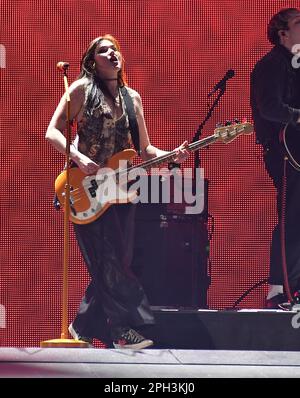 LAS VEGAS, NEVADA - 24 MARZO: (Solo per uso editoriale) Gayle si esibisce sul palco durante il 'Taylor Swift | The Eere Tour' all'Allegiant Stadium il 24 marzo 2023 a Las Vegas, Nevada. Foto: Casey Flanigan/imageSPACE/MediaPunch Foto Stock