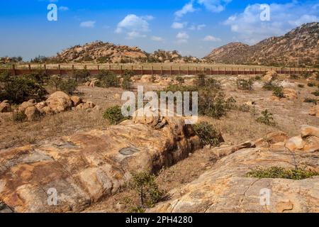 Paesaggio montano vicino CA Na, Ninh Thuan, Vietnam Foto Stock