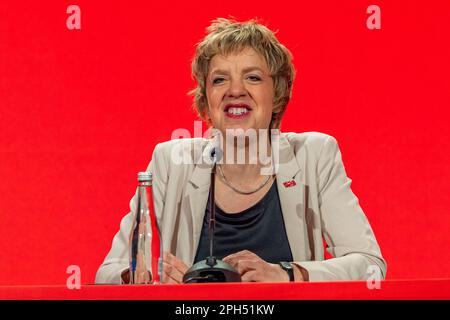 Cork, Irlanda. 26th Mar, 2023. Oggi è l'ultimo giorno della Conferenza del Partito laburista del 72nd al Silver Springs Hotel di Cork. Leader del Partito laburista Ivana Bacik alla conferenza. Credit: AG News/Alamy Live News Foto Stock