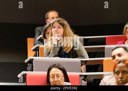 Londra, Regno Unito. 25 marzo 2023. Conferenza “Resisting Monopoly capitalism” organizzata da Global Justice Now. Global Justice Now e gli alleati per discutere che cos'è il capitalismo monopolistico e guardare ai problemi che pone al nostro sistema alimentare, alla produzione di medicine e alle comunicazioni, nonché alle sue implicazioni per la guerra e il cambiamento climatico. Credito: Andrea Domeniconi/Alamy Foto Stock