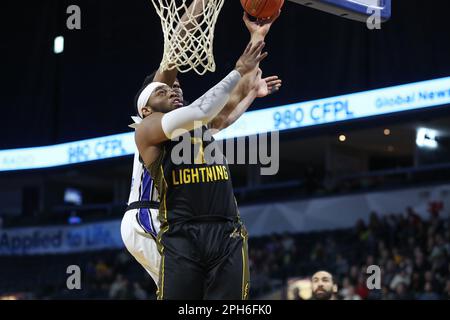 London Ontario Canada, 16 2023 marzo, la London Lightning sconfigge i Kitchener Titans 89-82. Elia Lufilei(7) della London Lightning. Luke Durda/al Foto Stock