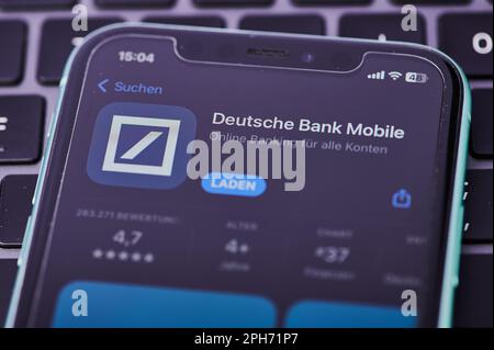 Icona dell'app di Deutsche Bank sullo schermo dello smartphone Foto Stock