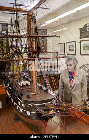 Portsmouth Virginia,Storia coloniale,Museo Navale Shipyard,storia,collezioni,mostra collezione,promuovere,prodotti mostra vendita,edu Foto Stock