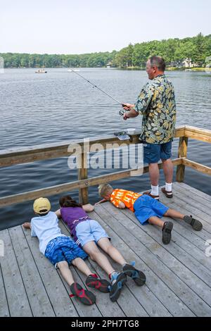 Pocono Mountains Poconos Pennsylvania,Hawley,Lake Teedyuskung,Woodloch Resort,Visitors Travel tour turistico punto di riferimento luoghi di interesse cultu Foto Stock