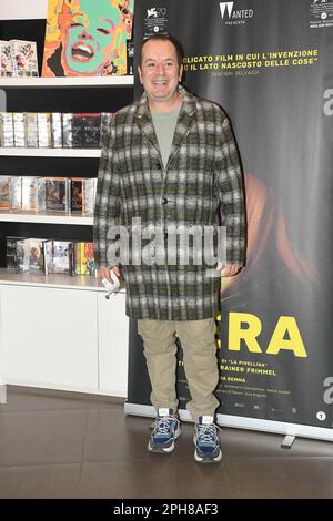 Roma, Italia. 26th Mar, 2023. Roma, Cinema Farnese Premiere del film ' vera ', nella foto: Fabio Canino Credit: Independent Photo Agency/Alamy Live News Foto Stock