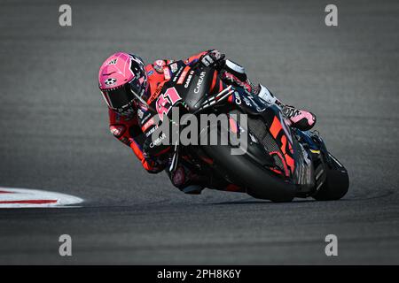 Portimao, Algarve, Portogallo. 25th Mar, 2023. PORTIMAO, ALGARVE, PORTOGALLO - 25 MARZO: Aleix Espargaro di Spagna compete con il proprio Aprilia Racing Team durante la MotoGP del Portogallo - Qualifiche all'Autodromo Internacional do Algarve il 25 marzo 2023 a Portimao, Algarve, Portogallo. (Foto & Copyright by Octavio PASSOS/ATPImages) (PASSOS Octavio/ATP/SPP) Credit: SPP Sport Press Photo. /Alamy Live News Foto Stock