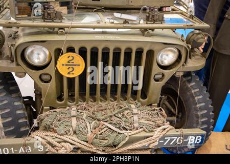 Bordeaux , Aquitaine France - 03 19 2023 : Jeep Willys veicolo militare americano utilizzato nella seconda guerra mondiale Foto Stock