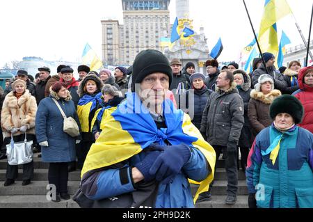 Kiev - Ucraina - 15 dicembre 2013. Gli eventi della rivoluzione della dignità sulla Euromaidan nella capitale dell'Ucraina, Kyiv, nel 2013 Foto Stock