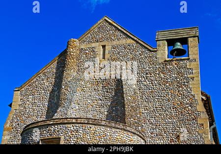 Primo piano dei lavori di riparazione della torre crollata e dell'estremità occidentale della Chiesa di San Nicola nel Nord Norfolk a Dilham, Norfolk, Inghilterra, Regno Unito. Foto Stock