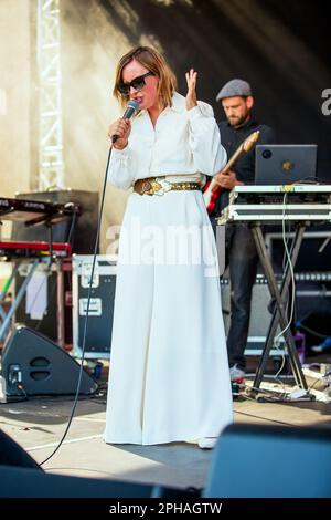 Alice Russell si esibisce al Funk the Format, Hove Park, City of Brighton & Hove, Regno Unito. 17th giugno 2017 Foto Stock