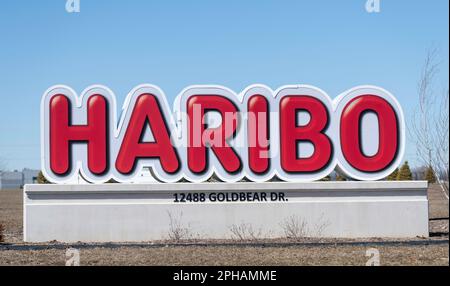 Pleasant Prairie, WI - 19 marzo 2023: Un segno di Haribo per un impianto di produzione nordamericano di Haribos dolce gummi tratta caramelle. Foto Stock