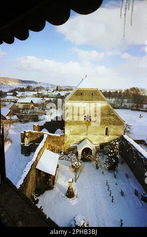 Carta, Contea di Sibiu, Romania, 2001. Le rovine del monastero cistercense medievale (benedettino). Foto Stock