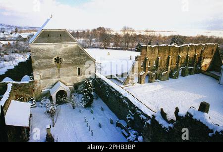 Carta, Contea di Sibiu, Romania, 2001. Le rovine del monastero cistercense medievale (benedettino). Foto Stock